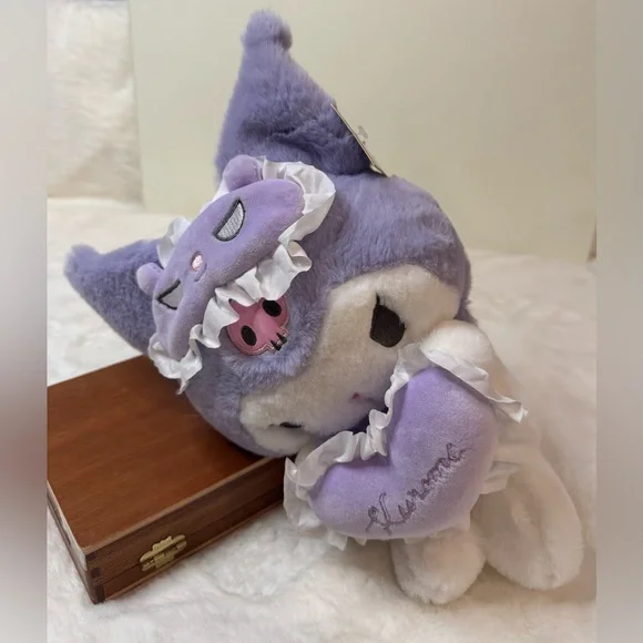 Sanrio Kuromi Plush Toy Holding a Purple Heart 💜 - Picture 10 of 11